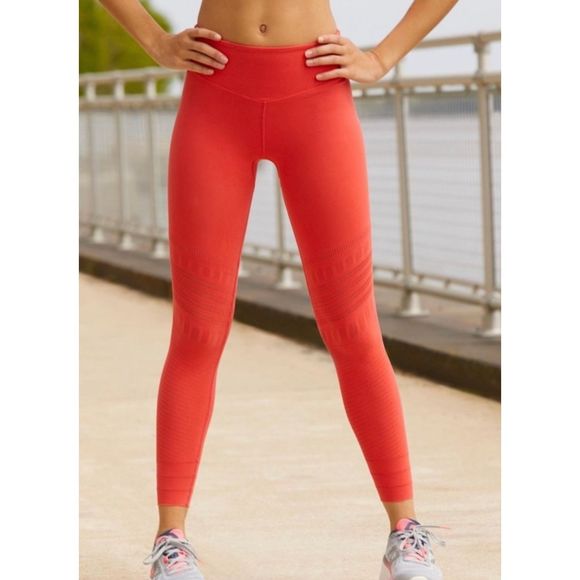 NWOT Free People Movement Gone Adrift Legging XS - Picture 2 of 11